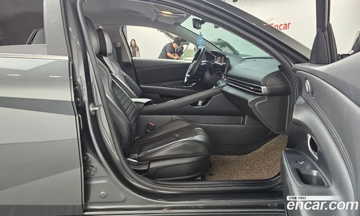 Hyundai Avante 2021 1.6 автомат (гидро), фото 16