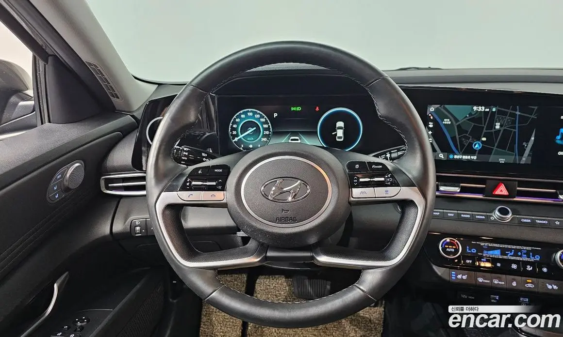 Hyundai Avante 2021 1.6 автомат (гидро), фото 18