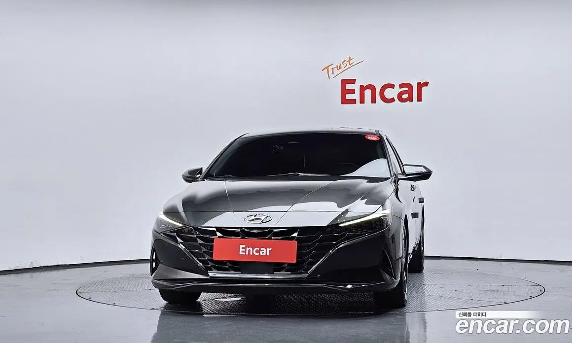Hyundai Avante 2021 1.6 автомат (гидро), фото 3