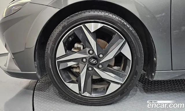 Hyundai Avante 2021 1.6 автомат (гидро), миниатюра 5