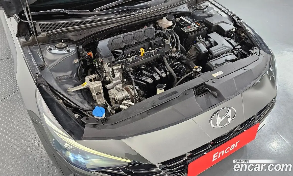 Hyundai Avante 2021 1.6 автомат (гидро), фото 6