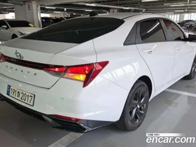 Hyundai Avante 2022 1.6 автомат (гидро), миниатюра 6