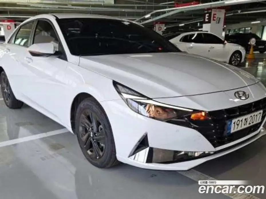 Hyundai Avante 2022 1.6 автомат (гидро), фото 8