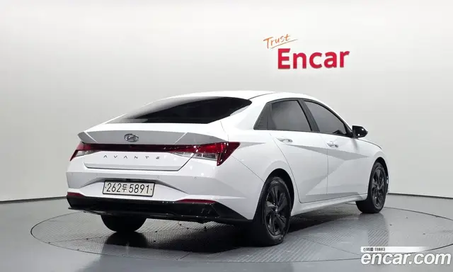 Hyundai Avante 2023 1.6 автомат (гидро), миниатюра 2