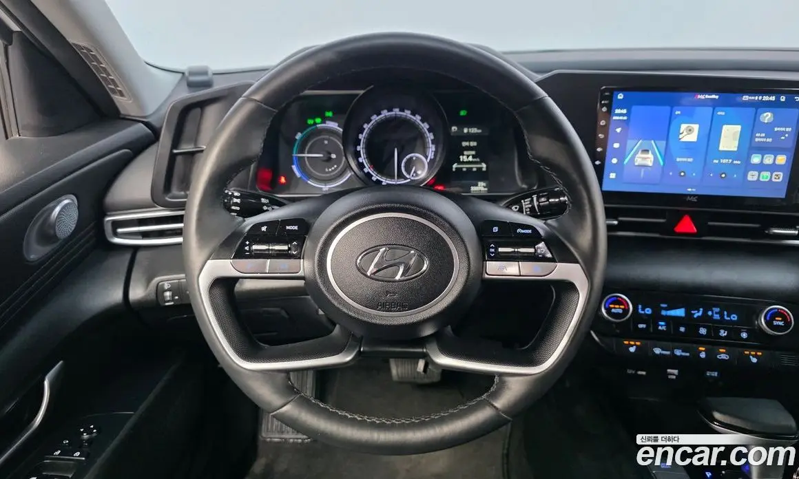 Hyundai Avante 2023 1.6 автомат (гидро), фото 19