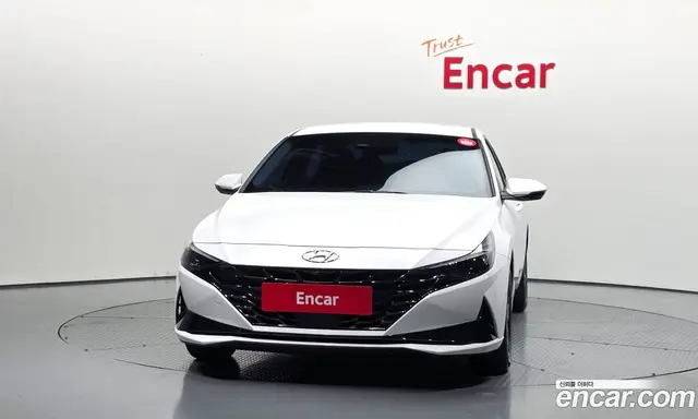 Hyundai Avante 2023 1.6 автомат (гидро), миниатюра 3