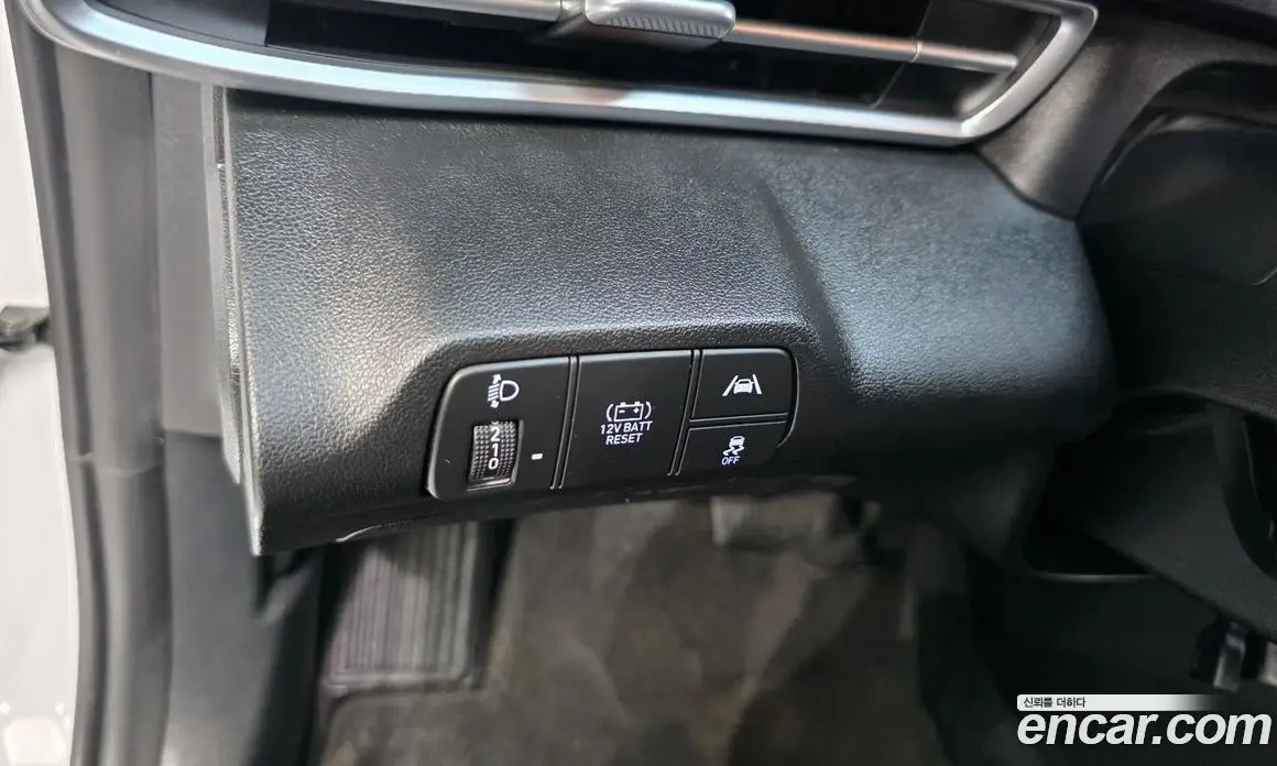 Hyundai Avante 2023 1.6 автомат (гидро), фото 29