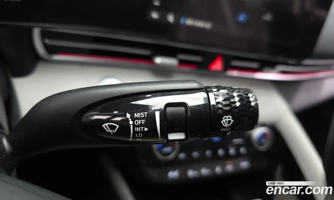 Hyundai Avante 2023 1.6 автомат (гидро), фото 27