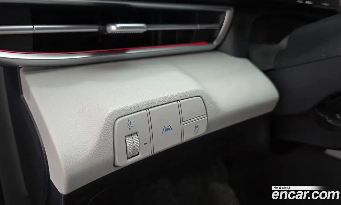 Hyundai Avante 2023 1.6 автомат (гидро), фото 32