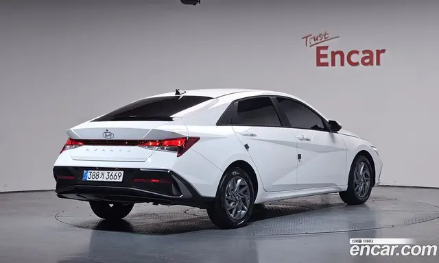 Hyundai Avante, 2025, 4 559 км