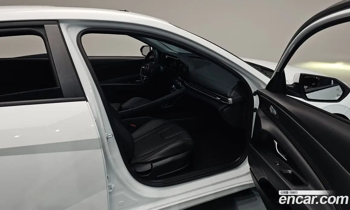 Hyundai Avante 2025 1.6 автомат (гидро), фото 15