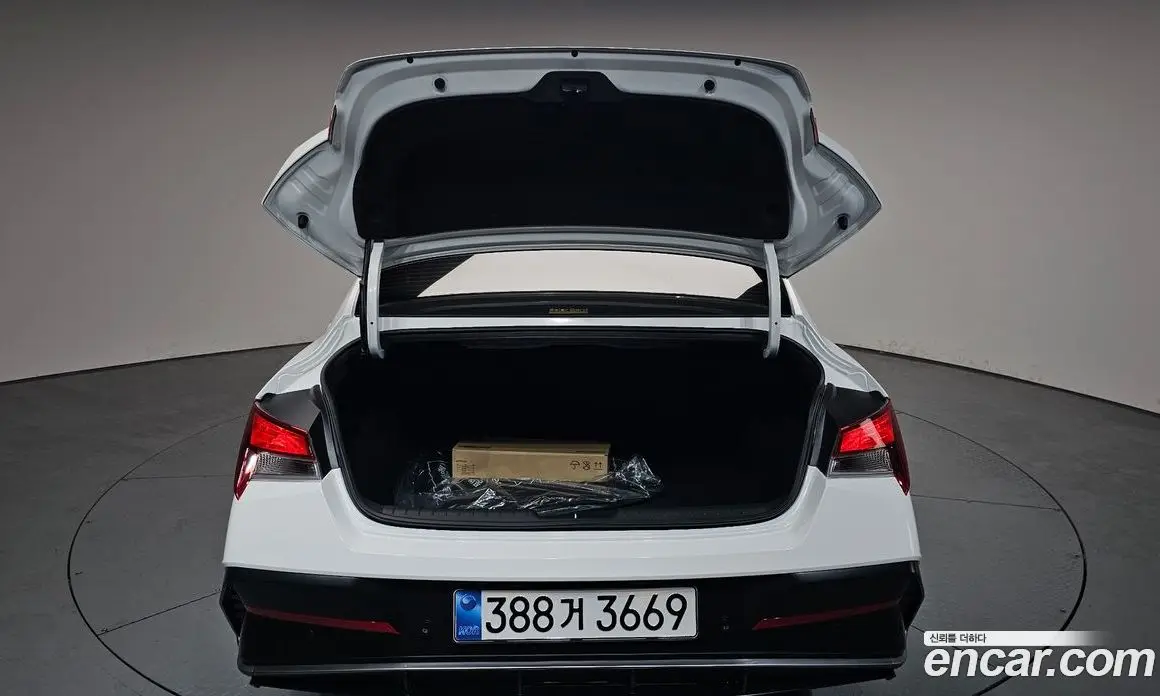 Hyundai Avante 2025 1.6 автомат (гидро), фото 25