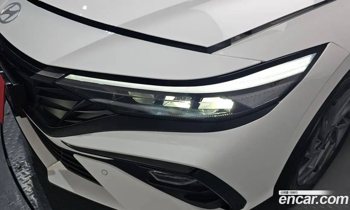 Hyundai Avante 2025 1.6 автомат (гидро), фото 7