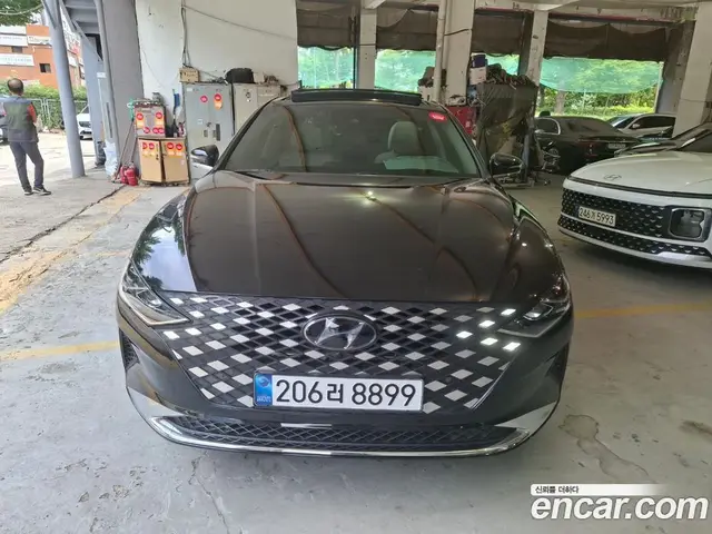 Hyundai Grandeur 2022 2.5 автомат (гидро), миниатюра 2