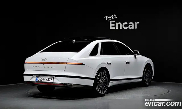 Hyundai Grandeur 2023 2.5 автомат (гидро), миниатюра 2