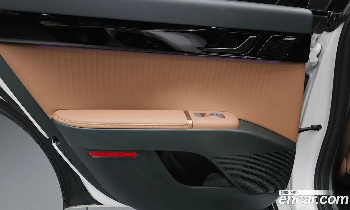 Hyundai Grandeur 2023 2.5 автомат (гидро), фото 15