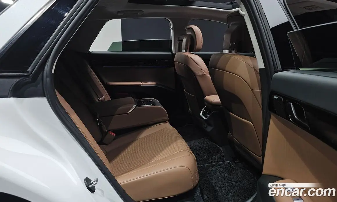 Hyundai Grandeur 2023 2.5 автомат (гидро), фото 16