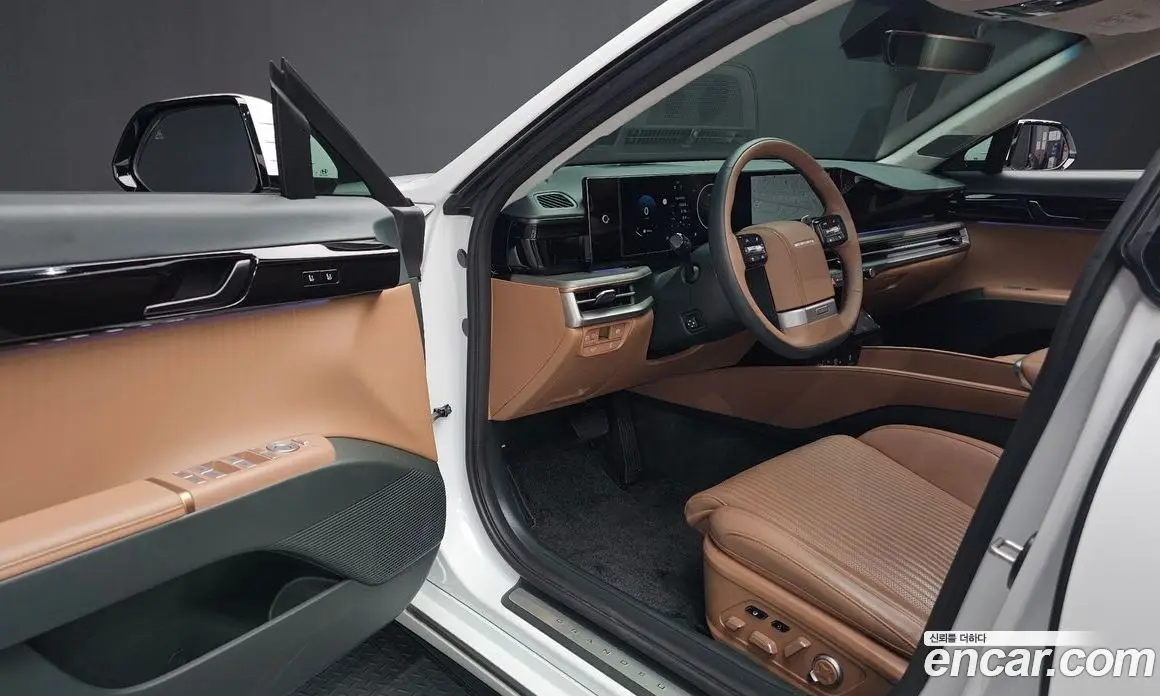 Hyundai Grandeur 2023 2.5 автомат (гидро), фото 17