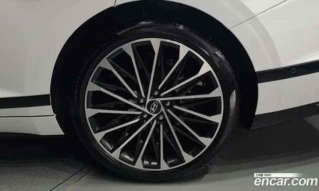 Hyundai Grandeur 2023 2.5 автомат (гидро), миниатюра 7