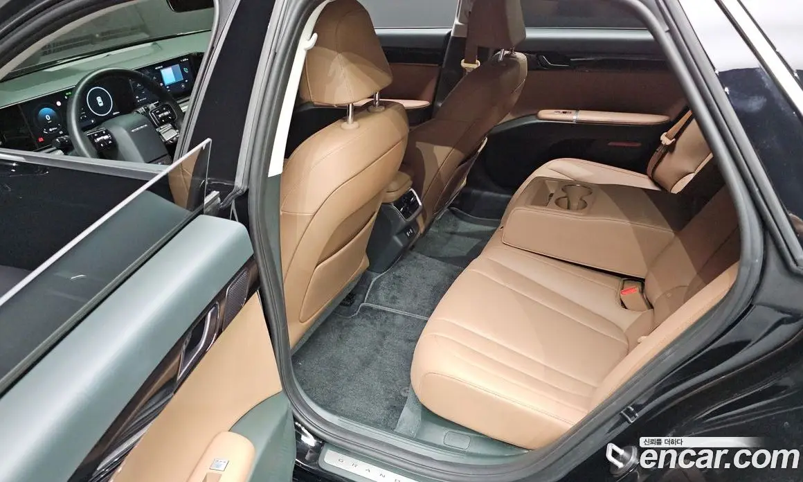 Hyundai Grandeur 2024 2.5 автомат (гидро), фото 16