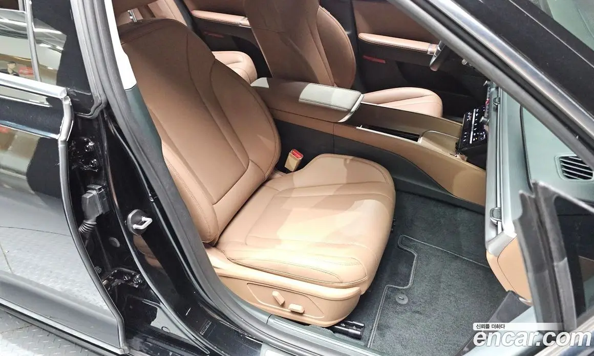 Hyundai Grandeur 2024 2.5 автомат (гидро), фото 17