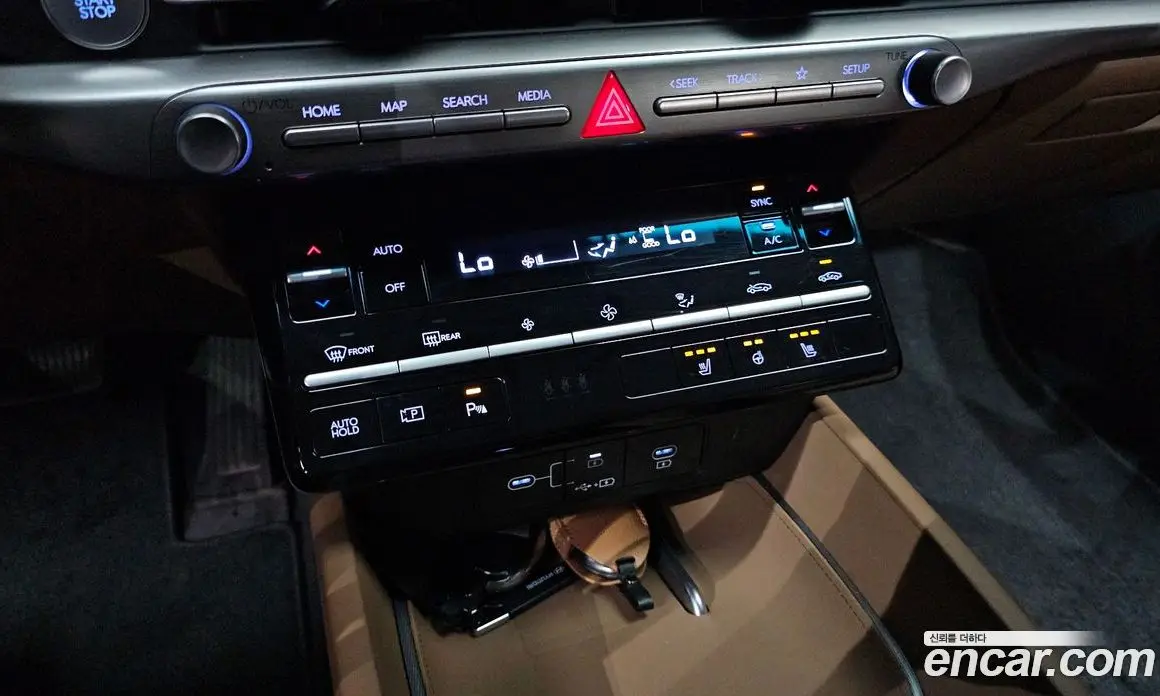 Hyundai Grandeur 2024 2.5 автомат (гидро), фото 32