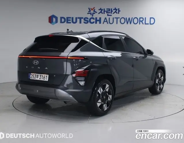 Hyundai Kona 2025 1.6 автомат (гидро), миниатюра 2