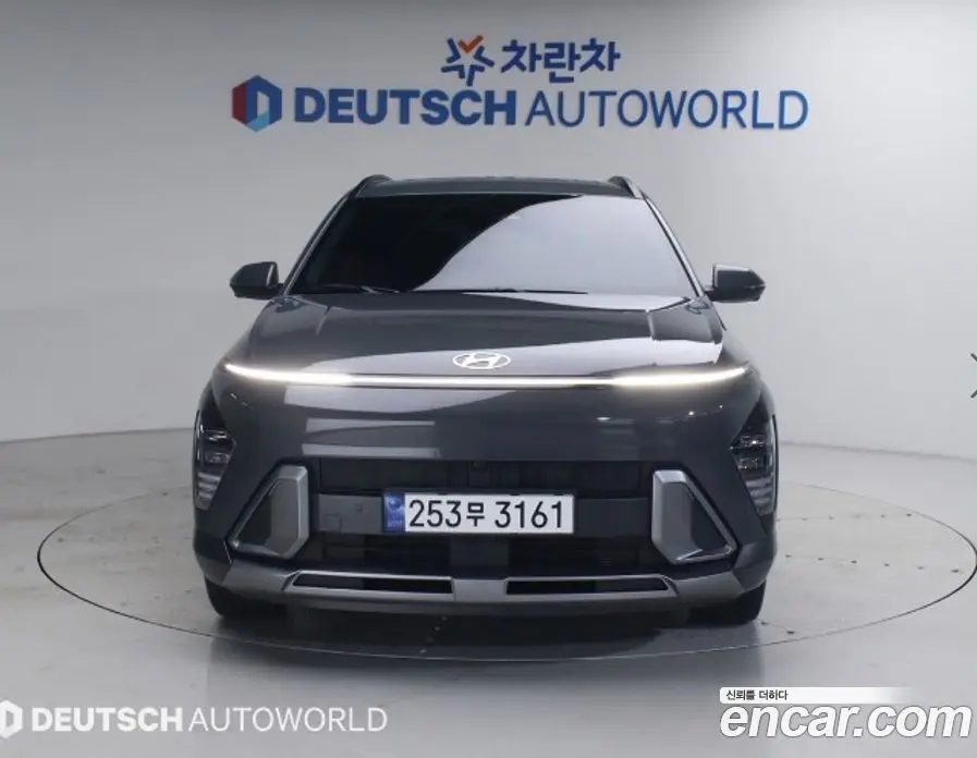 Hyundai Kona 2025 1.6 автомат (гидро), фото 3