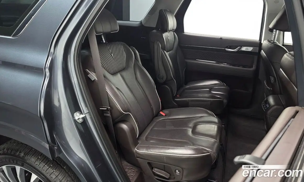 Hyundai Palisade 2023 3.8 автомат (гидро), фото 17