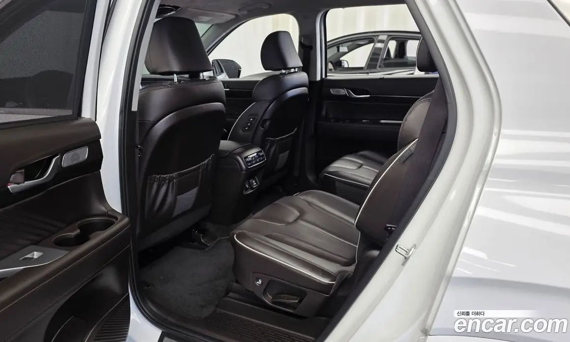 Hyundai Palisade 2023 2.2 автомат (гидро), фото 16