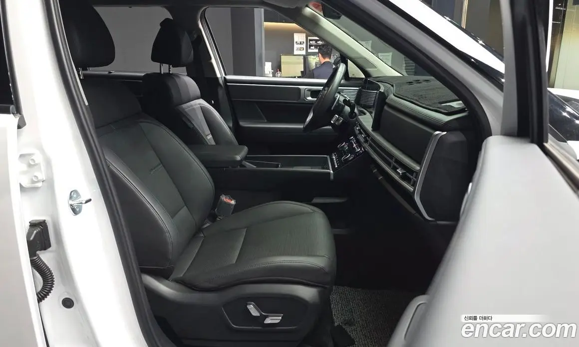 Hyundai Santa Fe 2023 2.5 автомат (гидро), фото 11