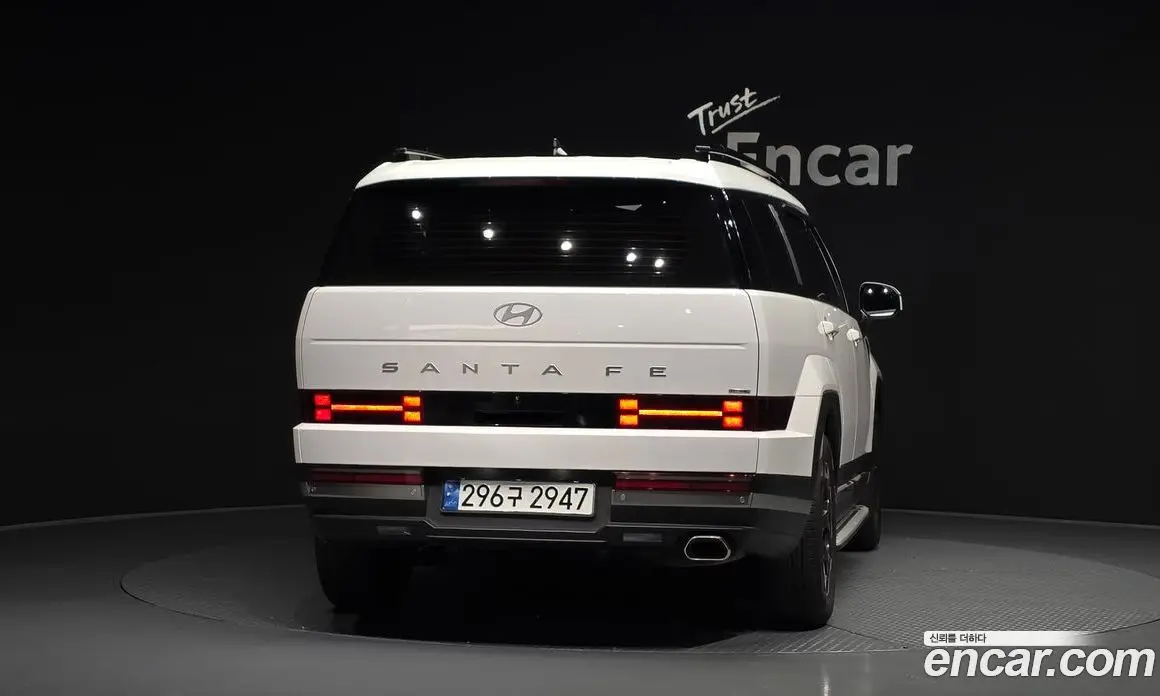 Hyundai Santa Fe 2023 2.5 автомат (гидро), фото 4