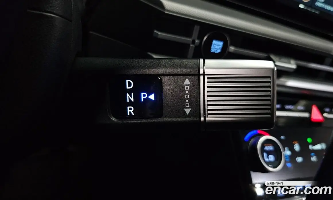 Hyundai Santa Fe 2024 2.5 автомат (гидро), фото 11