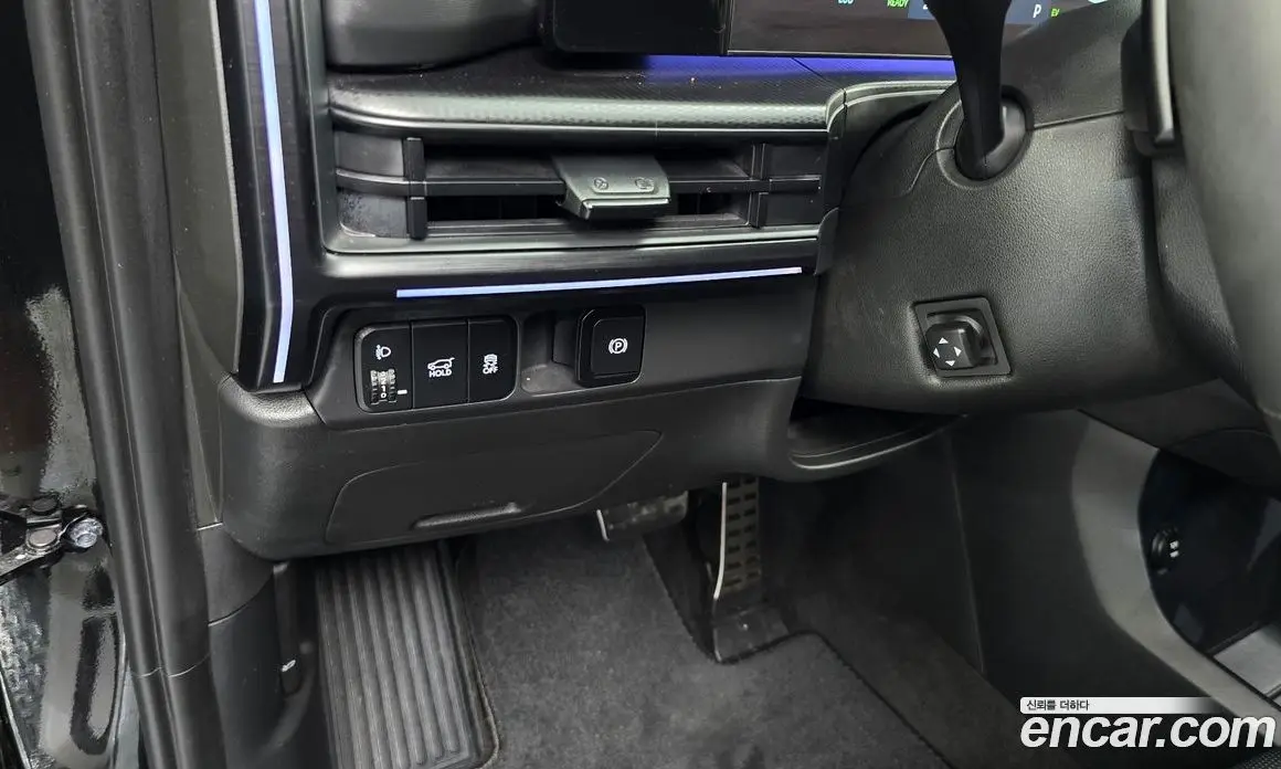 Hyundai Santa Fe 2024 1.6 автомат (гидро), фото 25