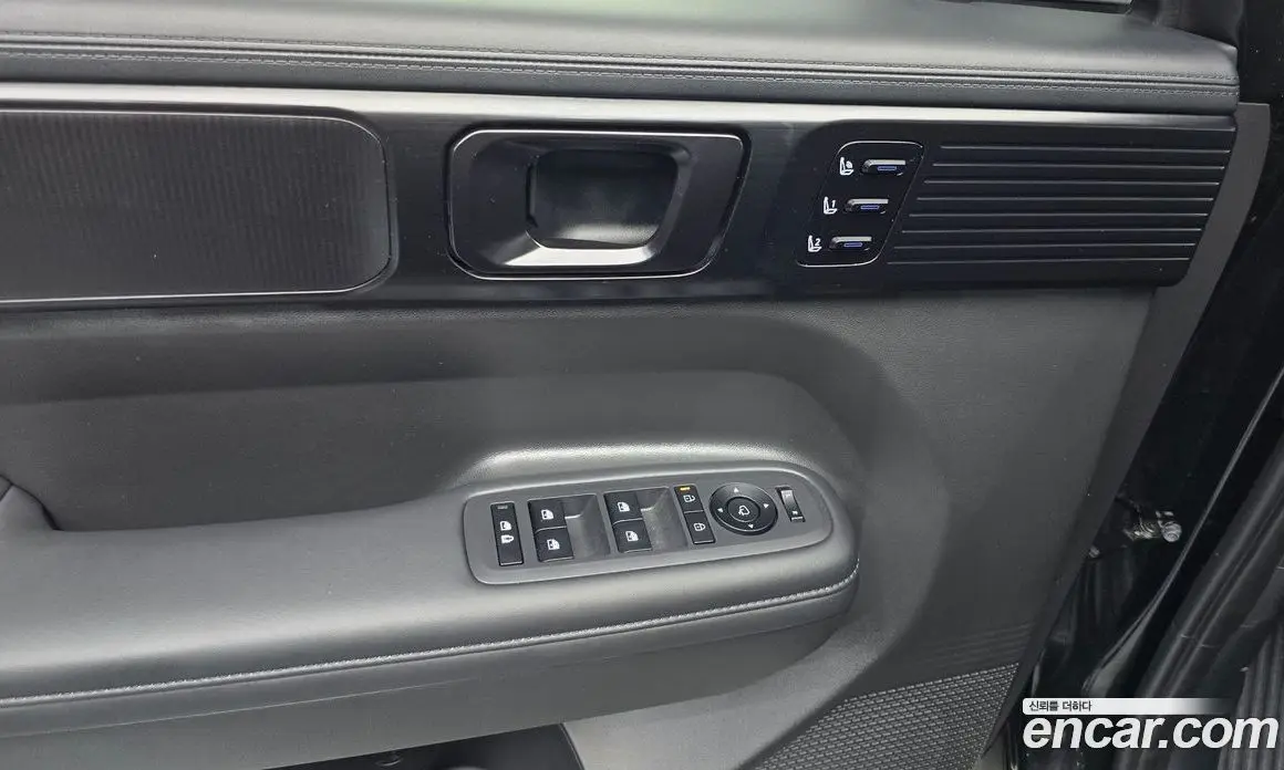 Hyundai Santa Fe 2024 1.6 автомат (гидро), фото 30