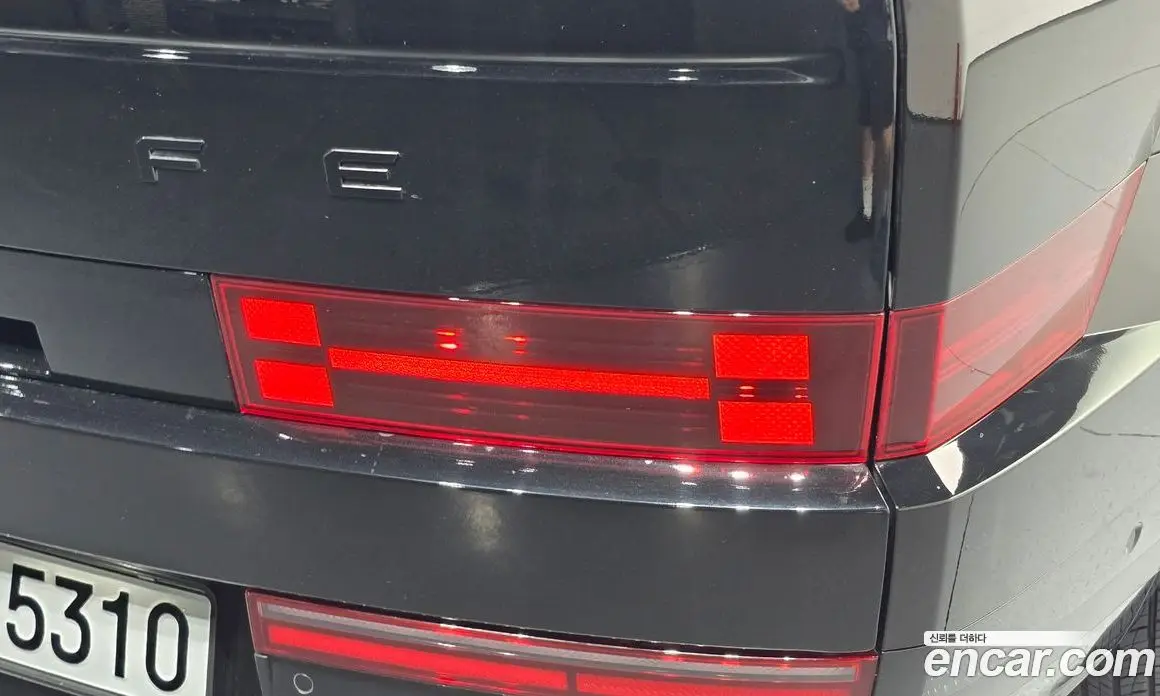 Hyundai Santa Fe 2024 1.6 автомат (гидро), фото 9