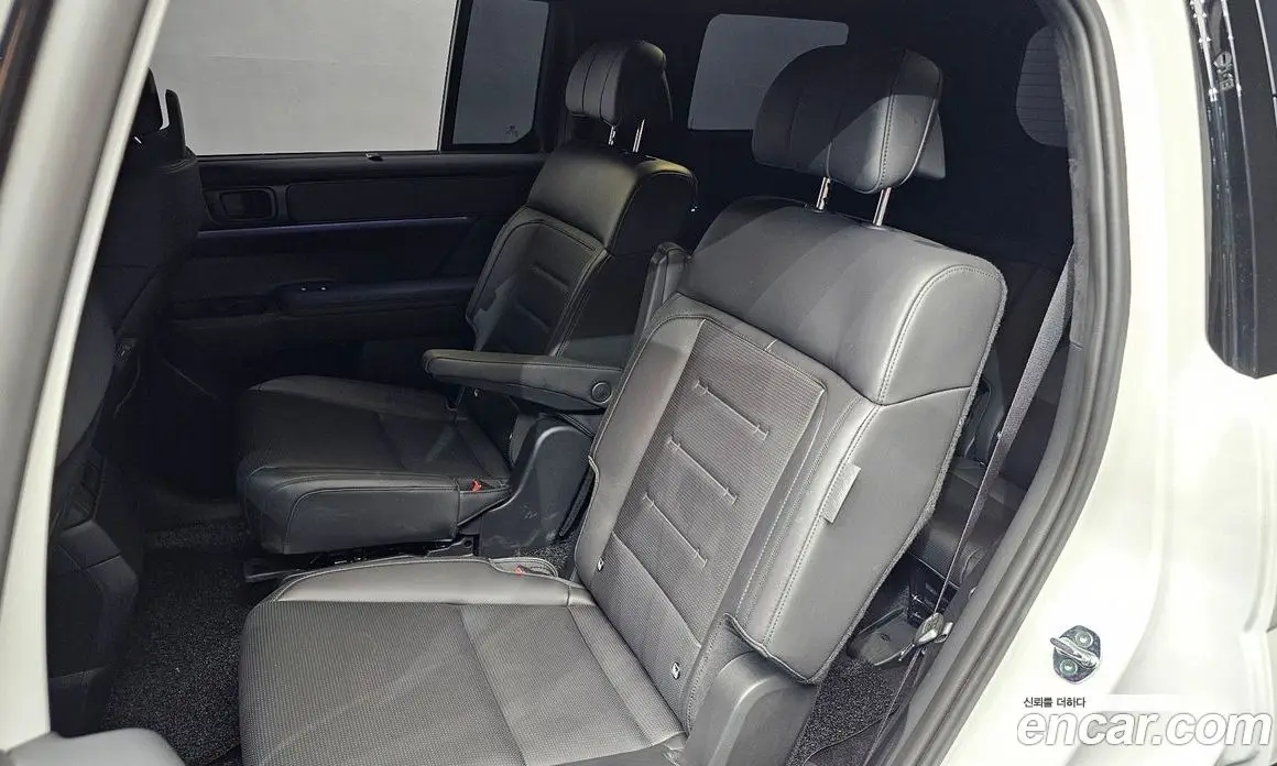 Hyundai Santa Fe 2024 1.6 автомат (гидро), фото 17