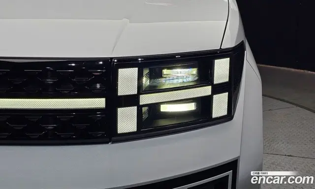 Hyundai Santa Fe 2024 1.6 автомат (гидро), миниатюра 8