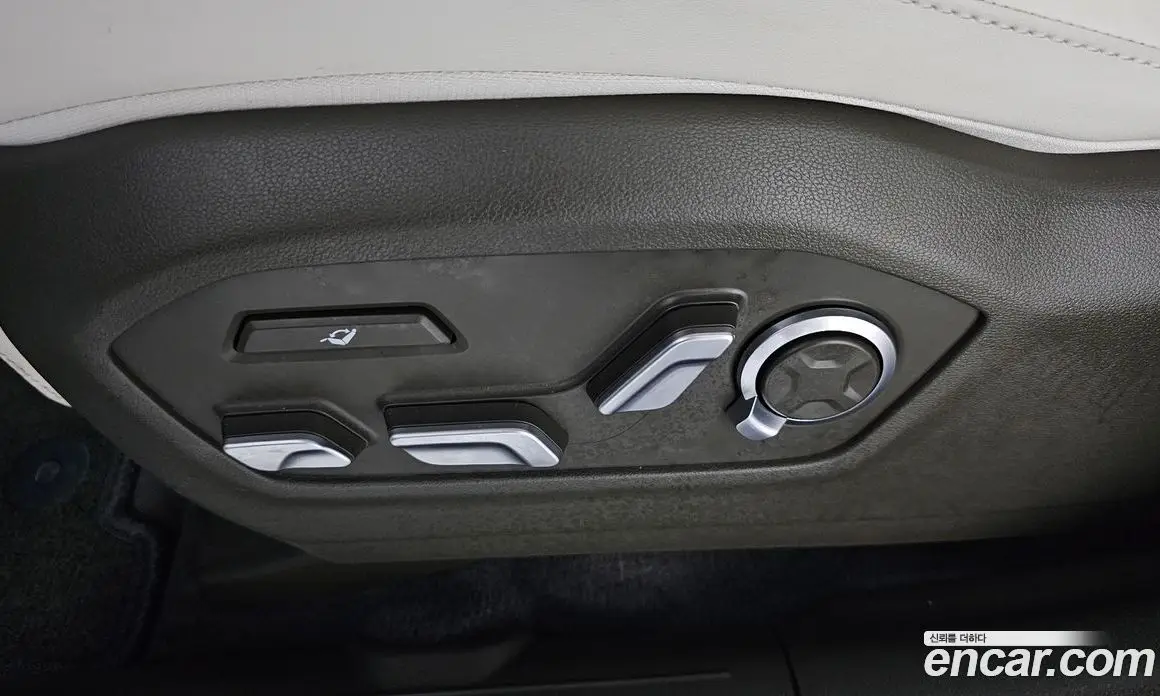 Hyundai Santa Fe 2024 2.5 автомат (гидро), фото 30