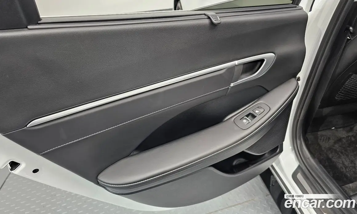Hyundai Sonata 2021 1.6 автомат (гидро), фото 15