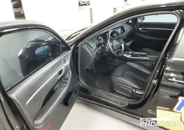 Hyundai Sonata 2023 2.0 автомат (гидро), миниатюра 4