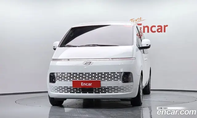 Hyundai Staria 2023 3.5 автомат (гидро), миниатюра 2
