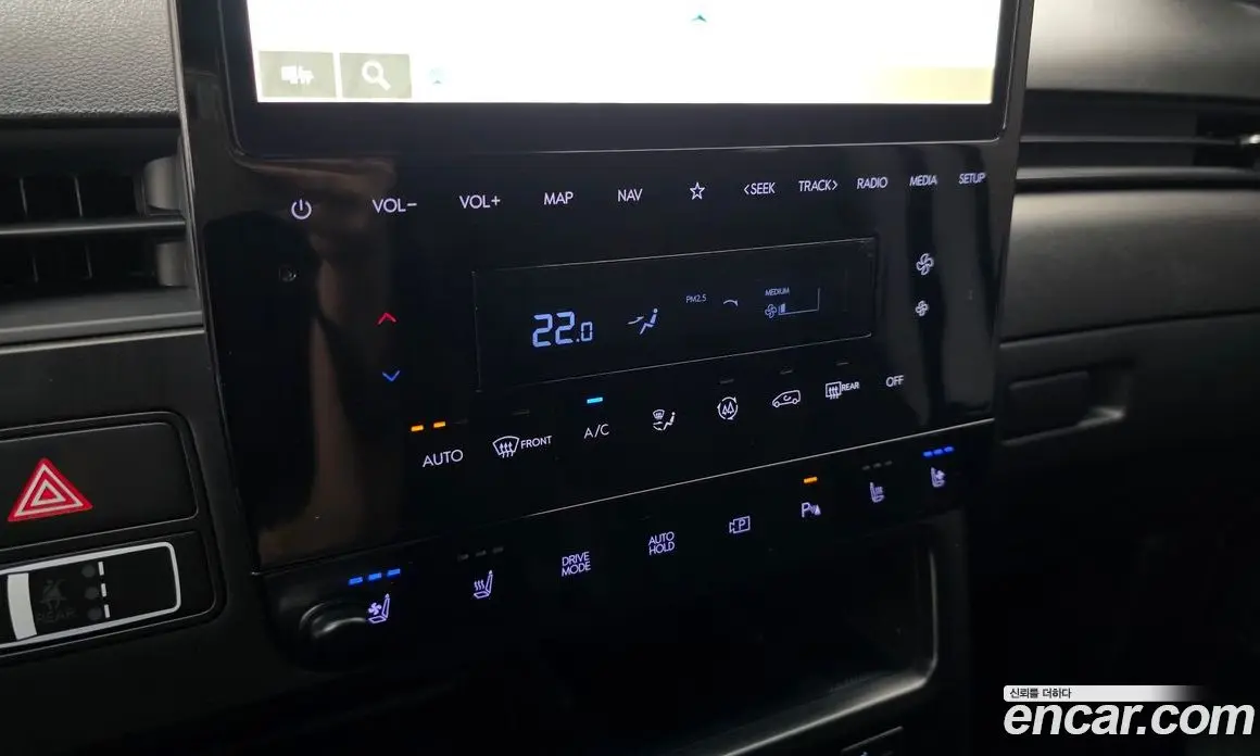 Hyundai Staria 2023 3.5 автомат (гидро), фото 23