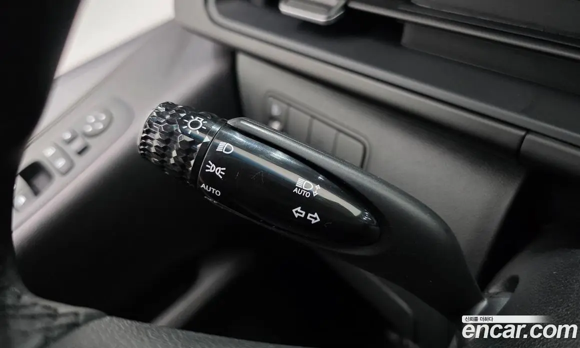 Hyundai Staria 2023 3.5 автомат (гидро), фото 26
