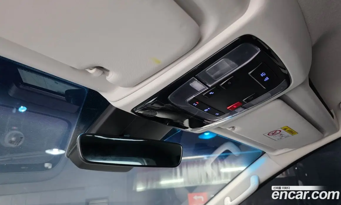 Hyundai Staria 2023 3.5 автомат (гидро), фото 30