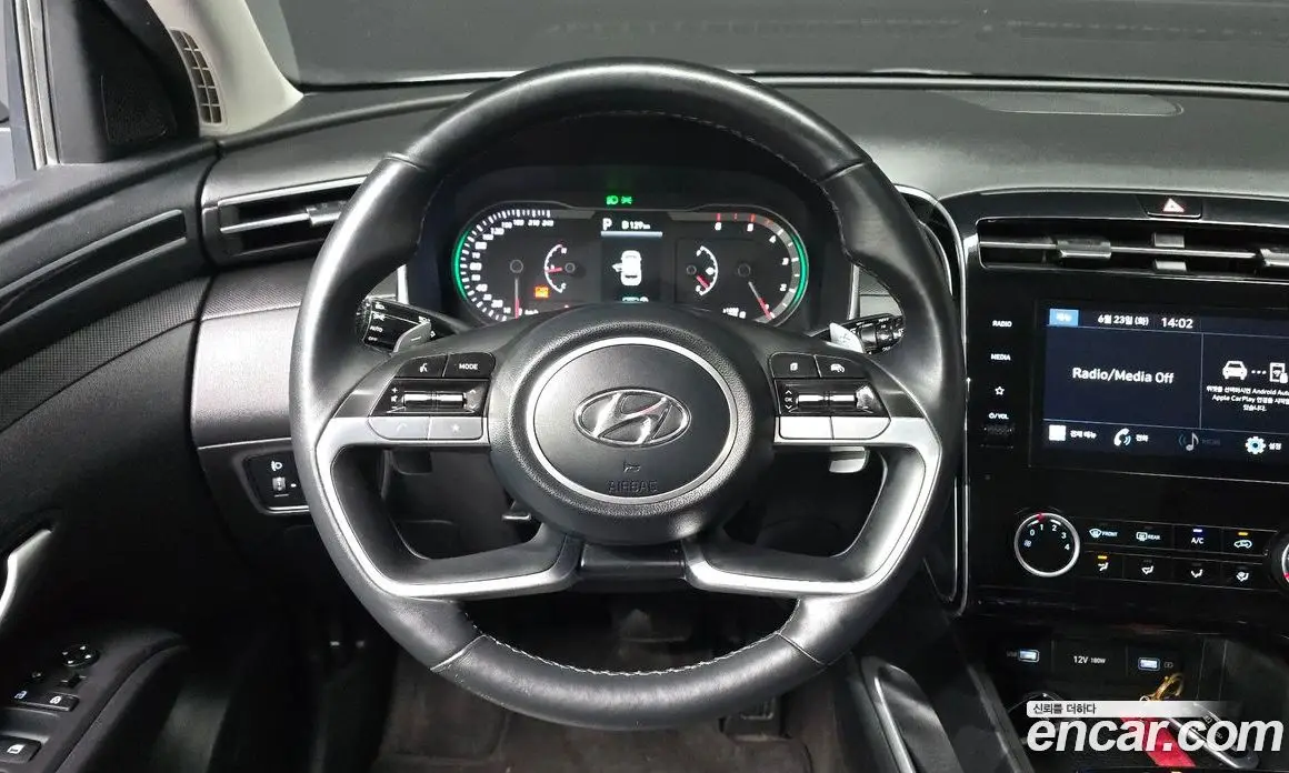 Hyundai Tucson 2023 2.0 автомат (гидро), фото 13