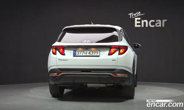 Hyundai Tucson 2023 2.0 автомат (гидро), миниатюра 4
