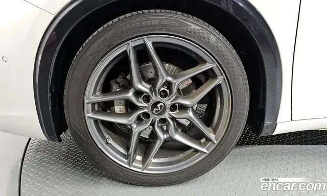Infiniti Q30 2017 2.0 автомат (гидро), миниатюра 5 Infiniti Q30 2017 2.0 автомат (гидро), миниатюра 5