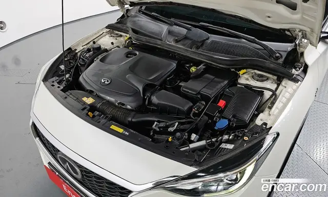 Infiniti Q30 2017 2.0 автомат (гидро), миниатюра 6 Infiniti Q30 2017 2.0 автомат (гидро), миниатюра 6