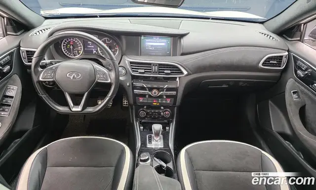 Infiniti Q30 2017 2.0 автомат (гидро), миниатюра 10 Infiniti Q30 2017 2.0 автомат (гидро), миниатюра 10